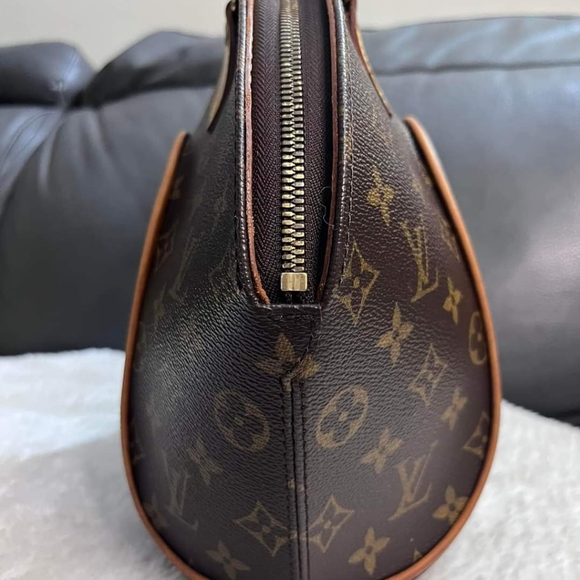 Louis Vuitton Ellipse PM - Picture 6 of 12